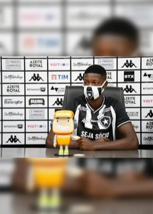 Imagem ilustrativa da imagem Athletico-PR oficializa contratação de Matheus Babi, ex-Botafogo