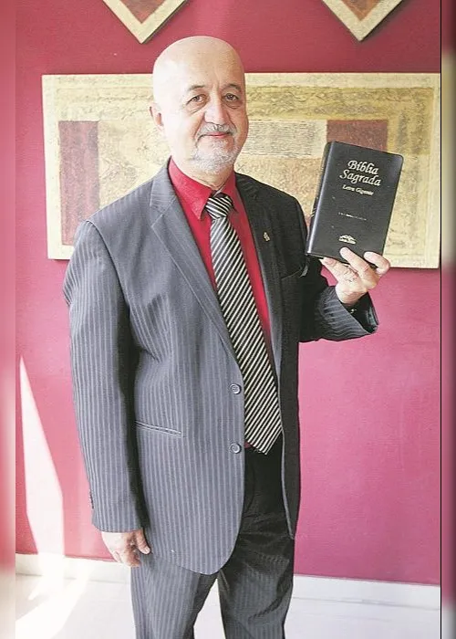 Imagem ilustrativa da imagem Pastor ganha ação trabalhista e é reconhecido como empregado de igreja