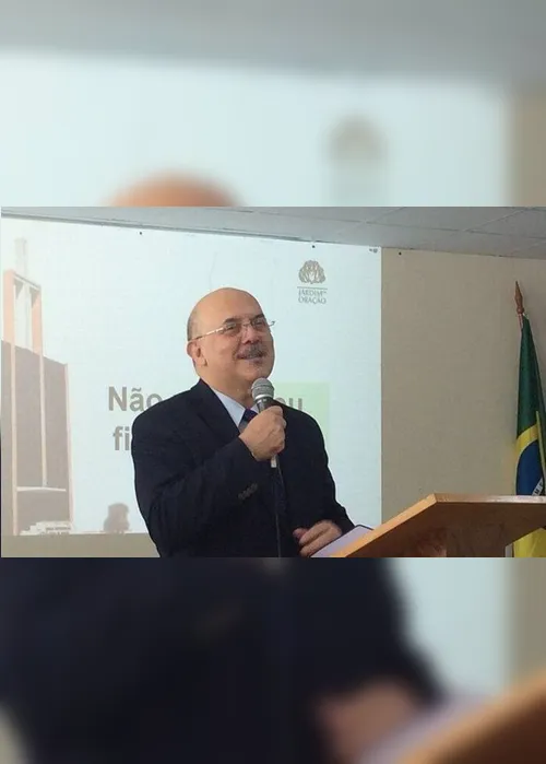 Imagem ilustrativa da imagem Veja quem é o novo ministro da Educação