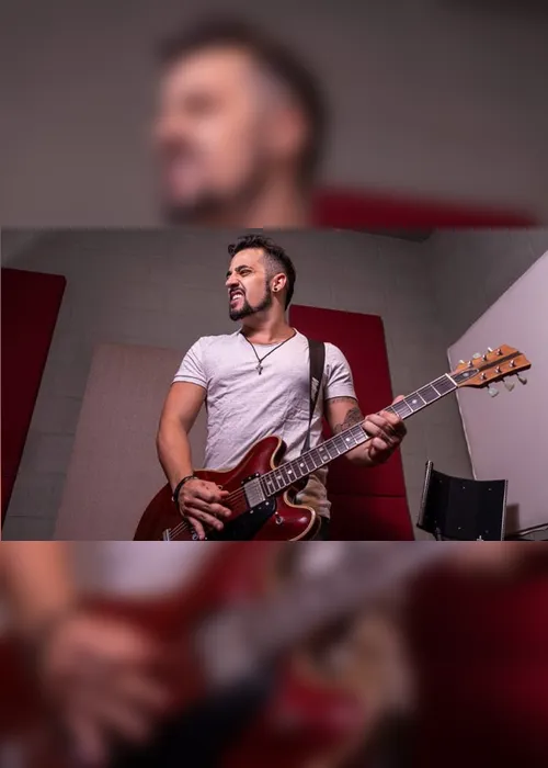 Imagem ilustrativa da imagem Raphael Morais faz show online com covers e canções autorais