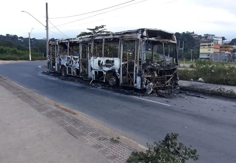 Ônibus incendiado em Itacibá, Cariacica