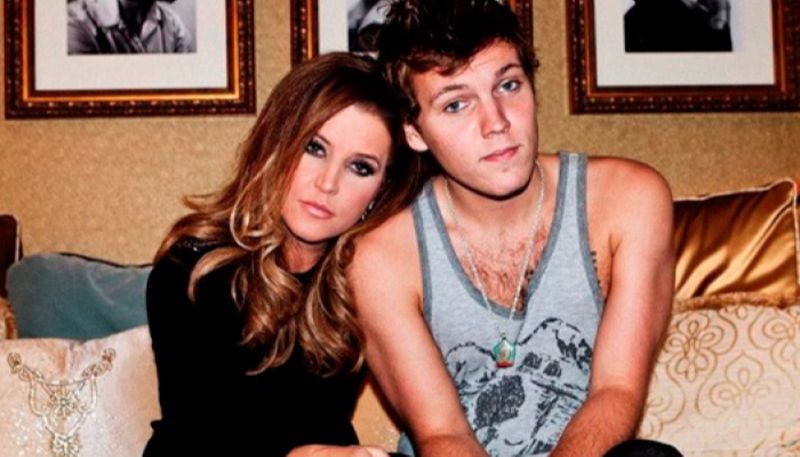 Benjamin Keough e sua mãe, Lisa Marie Presley (Foto: Reprodução / Instagram)