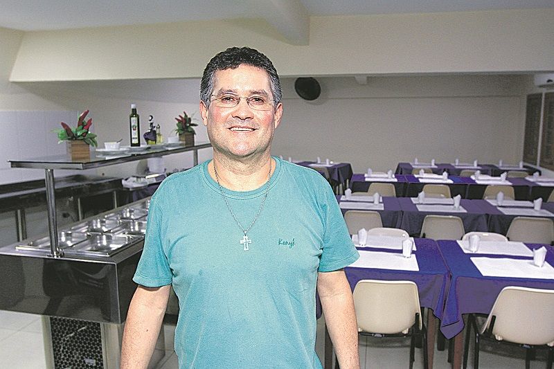 O governo do Estado decidiu que, a partir da próxima segunda-feira (03). Quem está na torcida para o retorno dos servidores públicos é o comerciante Ronne do Carmo Raimundo, de 51 anos (Foto: Divulgação/ AT)