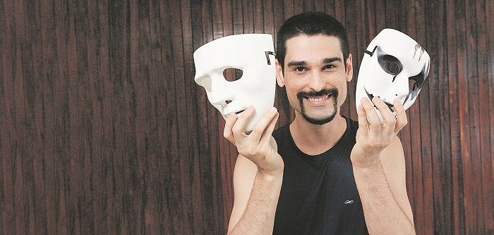 Eduardo Motta, 32 anos, entrou em curso de teatro para vencer a timidez. “Ajudou bastante, me tirou da zona de conforto”, disse (Foto: Leone iglesias/AT)