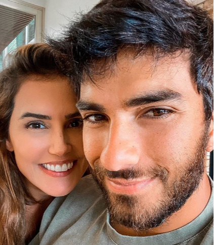A atriz Deborah Secco e o marido, Hugo Moura (Foto: Reprodução/Instagram)