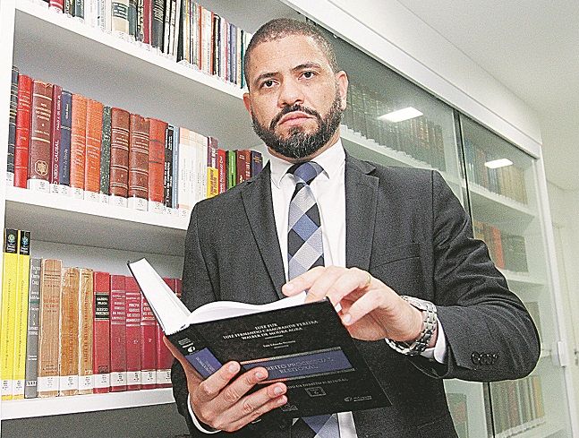 Ludgero Liberato disse que um artista tem grande potencial de atração de possíveis eleitores, mesmo em espaço virtual (Foto: Thiago Coutinho - 01/09/2019)