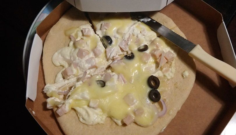 Foto da Pizza viralizou nas redes sociais (Foto: Reprodução / Twitter)