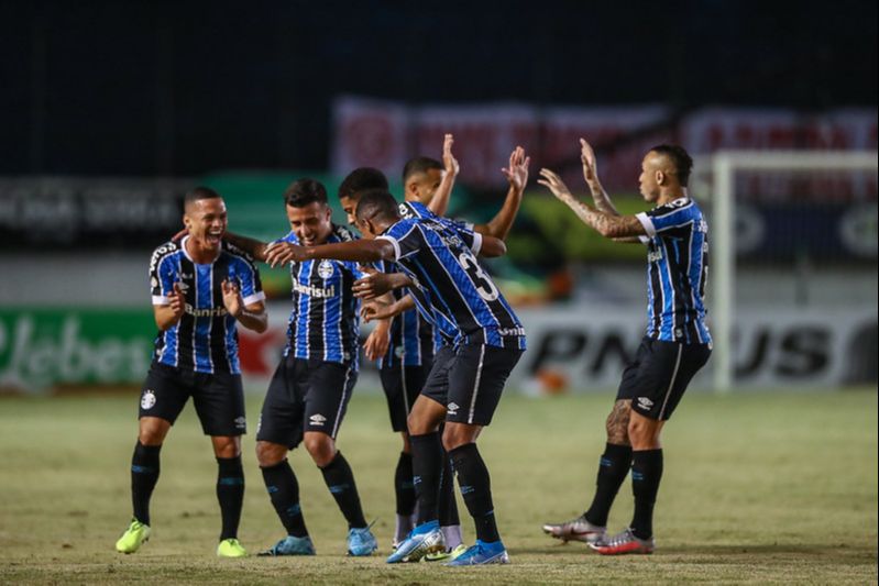 Jogadores comemoram gol do Grêmio (Foto: Lucas Uebel/ Grêmio FBPA)