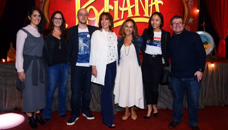 Iris Abravanel e equipe: Fany Higuera, Marcela Arantes, Gustavo Braga, Iris Abravanel, Rita Valente, Grace Iwashita e Carlos Marques (Foto: Gabriel Cardoso / SBT)