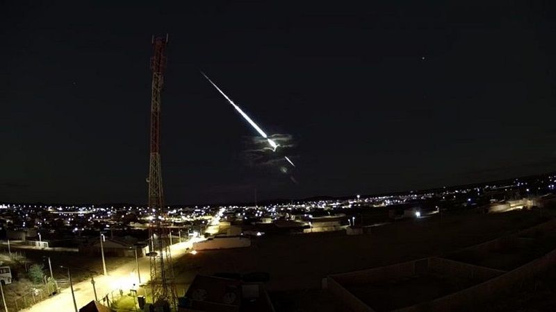 Meteoro brilhante foi visto no Sertão de Pernambuco (Foto: Atel Telecom/Clima Ao Vivo)