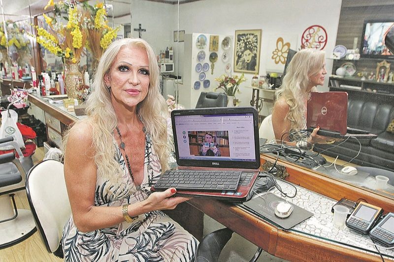 Bia do Salão se identifica com o Presidente, que se envolveu em polêmicas com a comunidade LGBTQIA+ (Foto: Fábio Nunes/ AT)