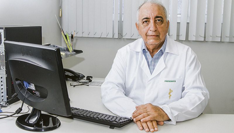 O presidente do CRM-ES, Celso Murad, afirmou que há denúncias de promessa de 100% de cura da Covid-19 (Foto: Beto Morais - 03/06/2020)