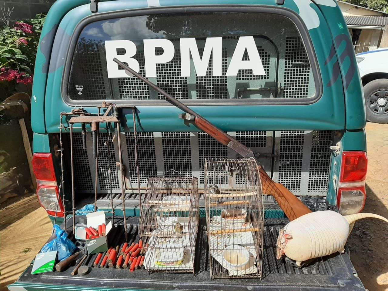 Apreensão em Ibiraçu, no Norte do Estado (Foto: Divulgação/ PMA)