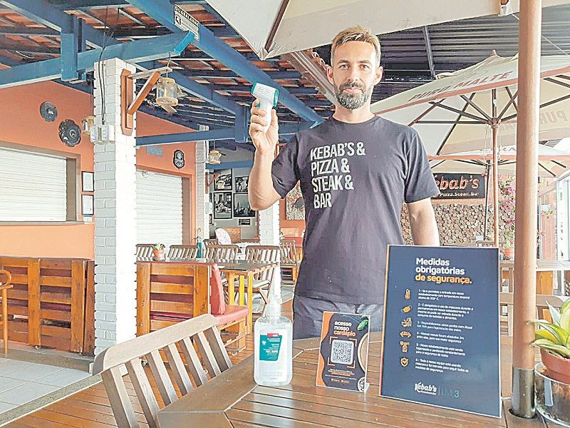 Franklin Pianissola está adequando sua pizzaria: “Vou fiscalizar” (Foto: Roberta Bourguignon)
