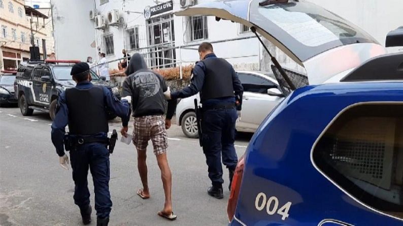Suspeito de vandalizar cemitério foi detido pela Guarda Municipal. (Foto: Divulgação/Prefeitura de Viana)