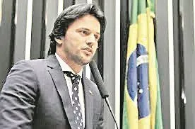 Imagem ilustrativa da imagem Resistência à reeleição de Alcolumbre diminui