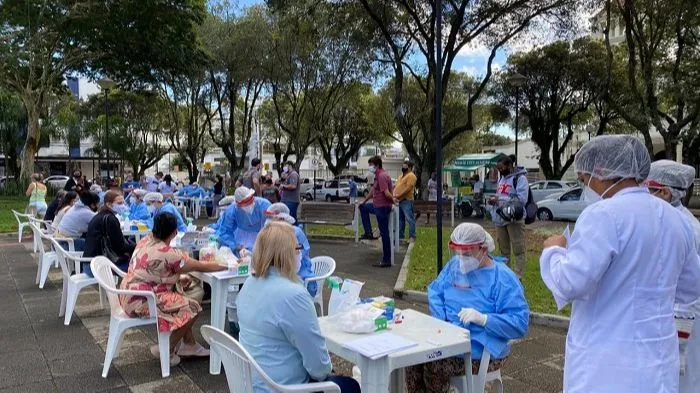 Imagem ilustrativa da imagem Comerciantes fazem teste de Covid-19 em Aracruz