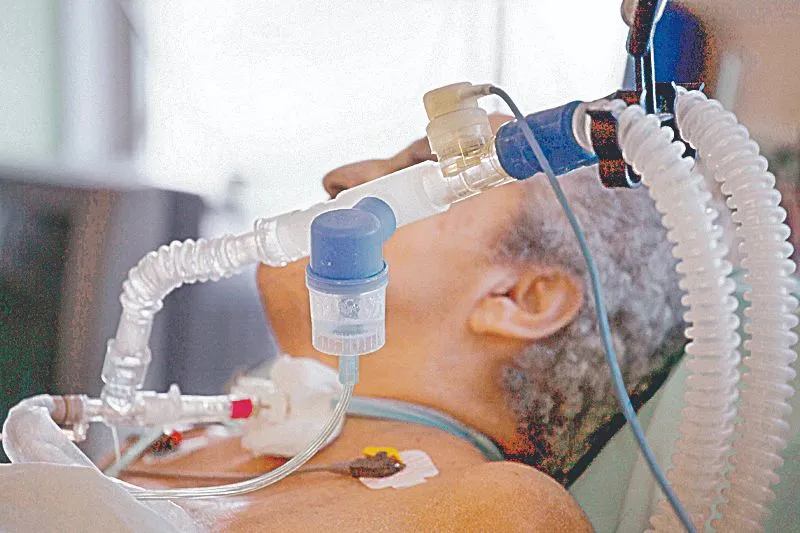 Imagem ilustrativa da imagem Recuperação de pacientes graves cai para quatro dias