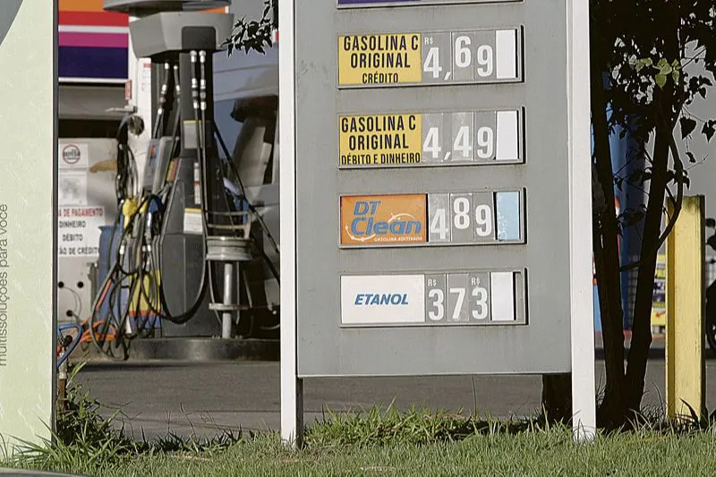Imagem ilustrativa da imagem Gasolina já custa até R$ 4,69 na Grande Vitória