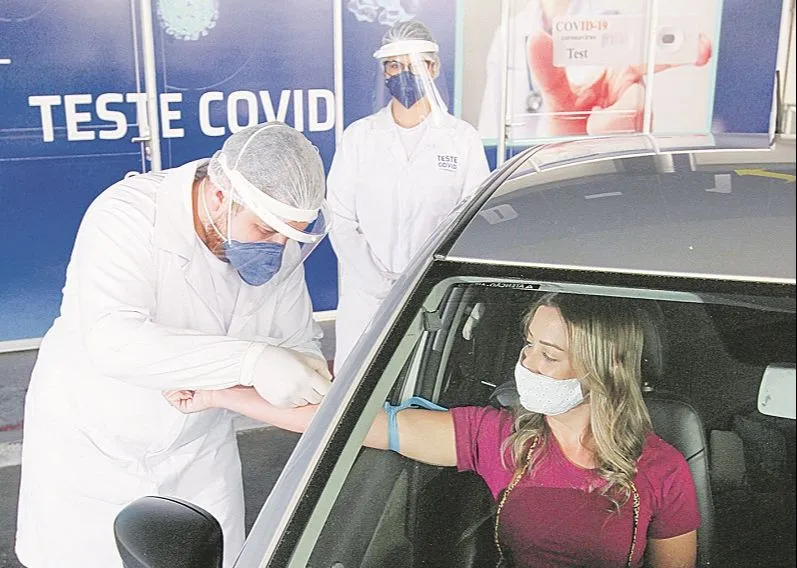 Imagem ilustrativa da imagem Maioria faz teste mesmo sem sintomas de Covid-19