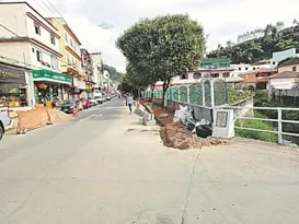 Imagem ilustrativa da imagem Estreitamento de avenida gera protestos