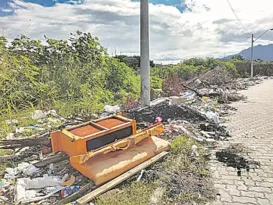 Imagem ilustrativa da imagem Entulhos em local impróprio