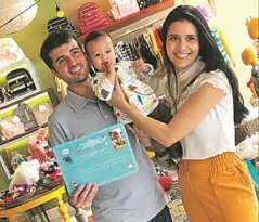 Imagem ilustrativa da imagem Joias com leite materno e escultura do primeiro sapatinho