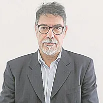 Imagem ilustrativa da imagem A explosão no Porto de Beirute  e a sobrevivência no Líbano