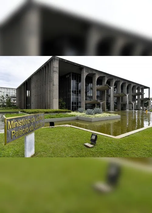 Imagem ilustrativa da imagem Ministério da Justiça diz ao STF que não investiga opositores nem faz 'dossiês'