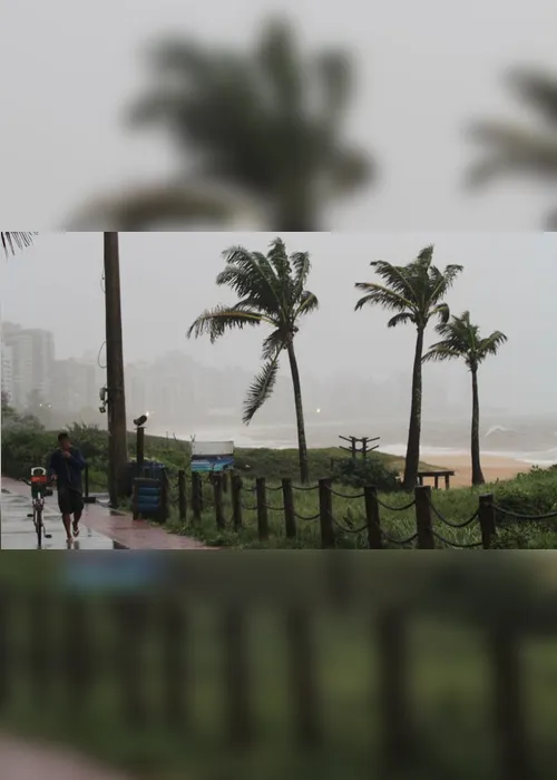 Imagem ilustrativa da imagem Alerta de chuva, vendaval e granizo em 44 cidades capixabas. Veja a lista