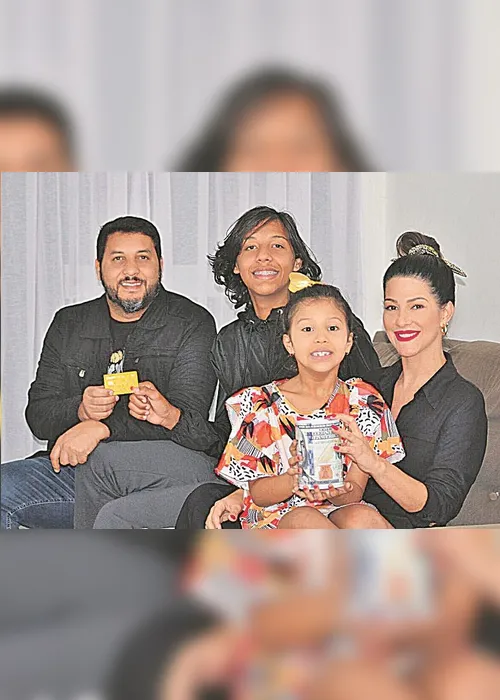 
          Imagem ilustrativa da imagem É hora de ensinar educação financeira aos seus filhos
          