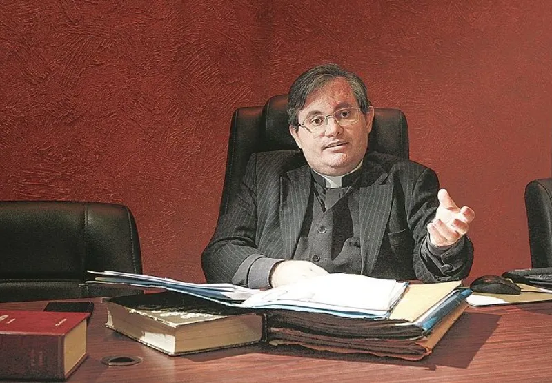 Padre Hiller, presidente do Tribunal Eclesiástico: “O enclausuramento forçado gera consequências psicológicas, 
emocionais e afetivas”