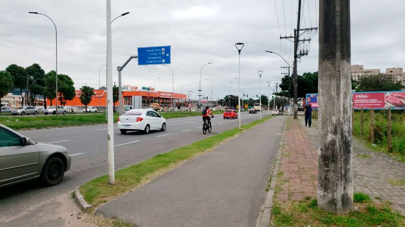 Rodovia BR-101, na Serra: acidente aconteceu próximo ao bairro José de Anchieta (Foto: Suzy Faria / TV Tribuna)