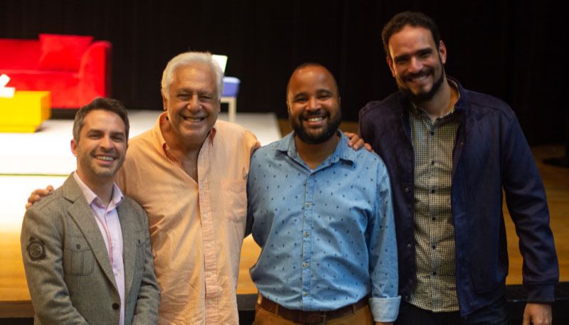 Bruno Motta, Antonio Fagundes, Miguel Arcanjo e Bruno Venga (Foto: Rafael Sales/Divulgação)