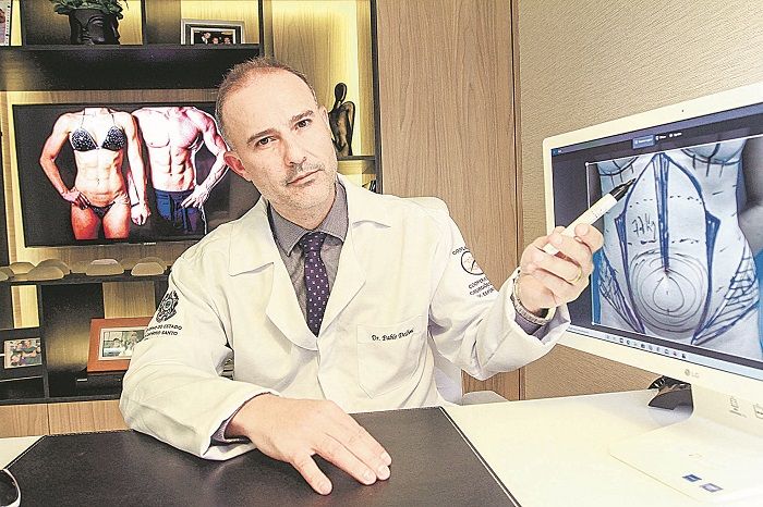 O cirurgião plástico Pablo Delboni diz que tem aumentado a procura pela lipo HD, que elimina gordura localizada (Foto: Dayana Souza/AT)