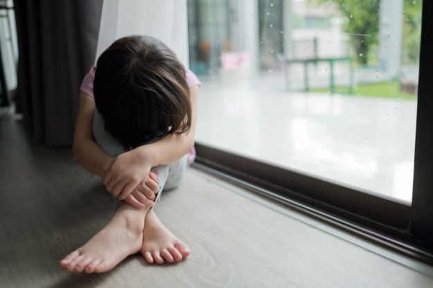 A Justiça Estadual autorizou que menina que engravidou após ser abusada sexualmente por tio interrompa a gestação (Foto ilustrativa) (Foto: Reprodução/Freepik)