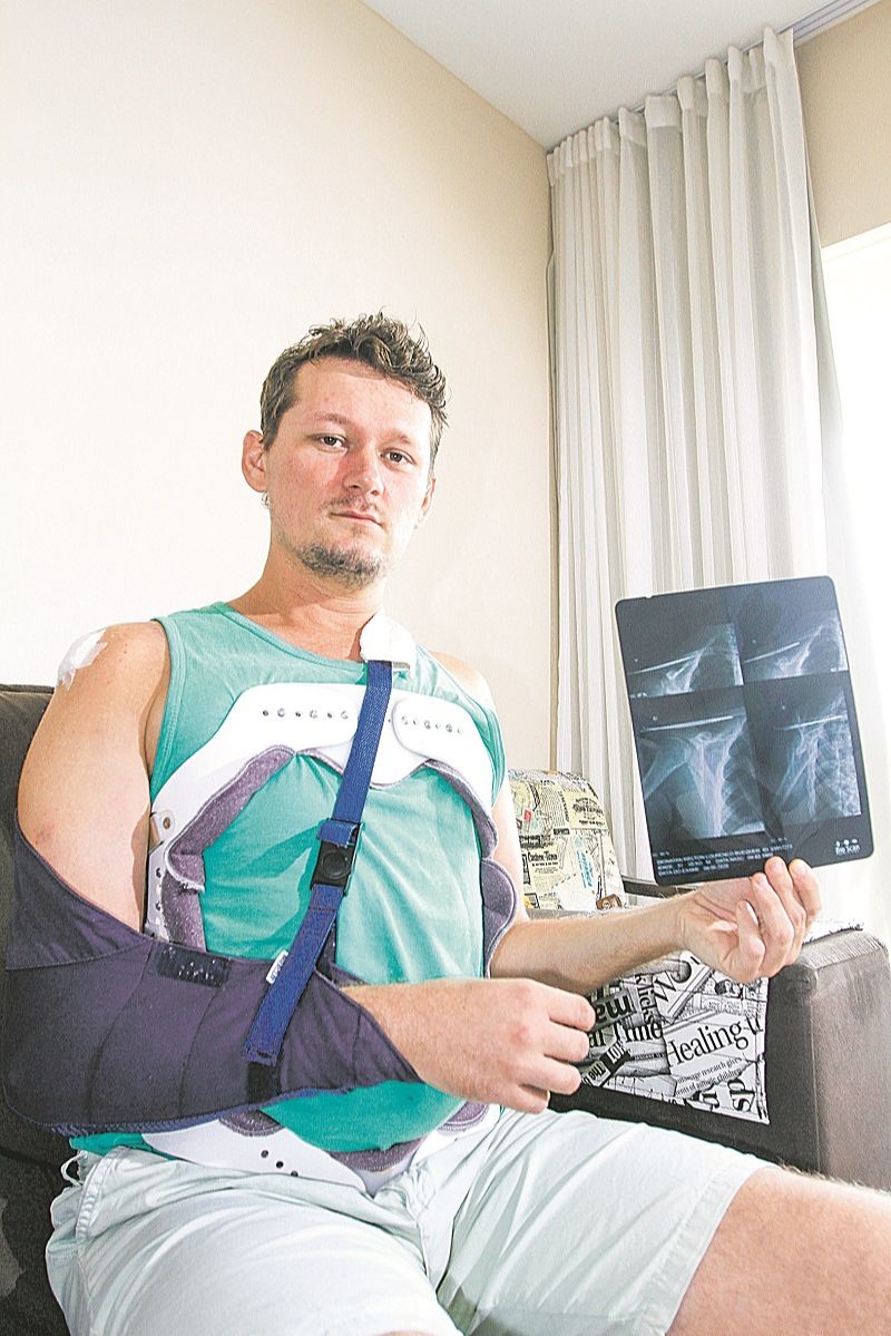 Ciclista Dionatan fraturou clavícula e coluna ao ser atingido por um ônibus. (Foto: Dayana Souza/AT)
