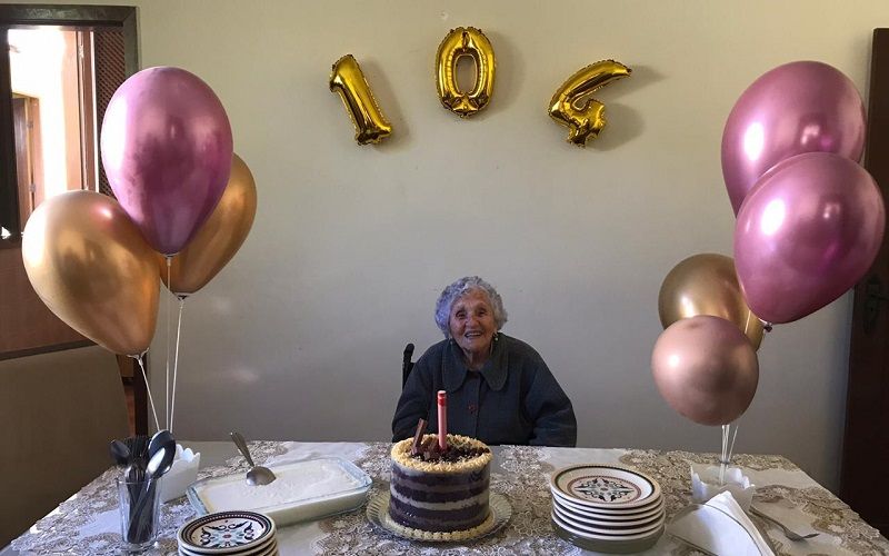 Completando 104 anos, Dona Maria Cecília Marchetto de Siqueira conta que o segredo para a juventude é "viver vida, uma coisa de cada vez" (Foto: Acervo Pessoal)