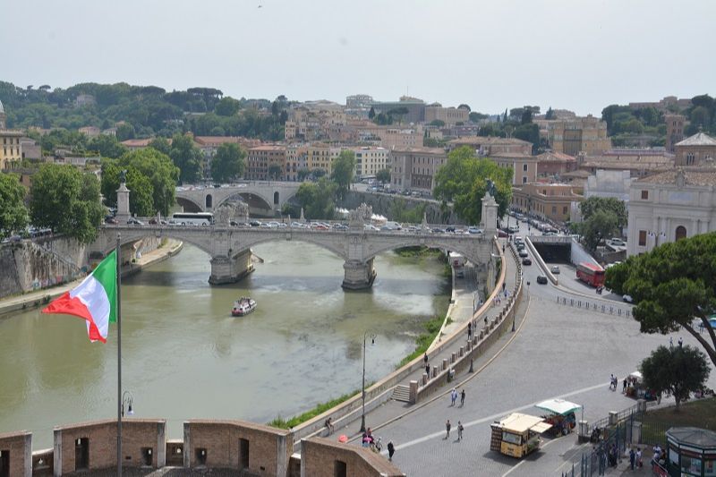 Governo italiano anunciou novas medidas para tentar impedir uma nova onda de contaminação no país (Foto: Henrique Montovanelli)