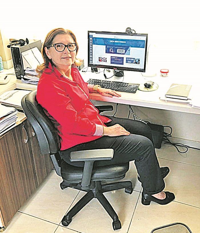 Lúcia Maria contou que, ao assumir como diretora, encontrou vários professores que foram seus alunos na faculdade (Foto: Divulgação)