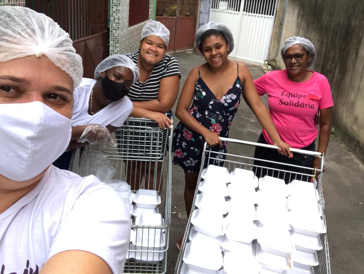 Grupo uniu forças para ajudar quem precisa durante a pandemia (Foto: Acervo pessoal)