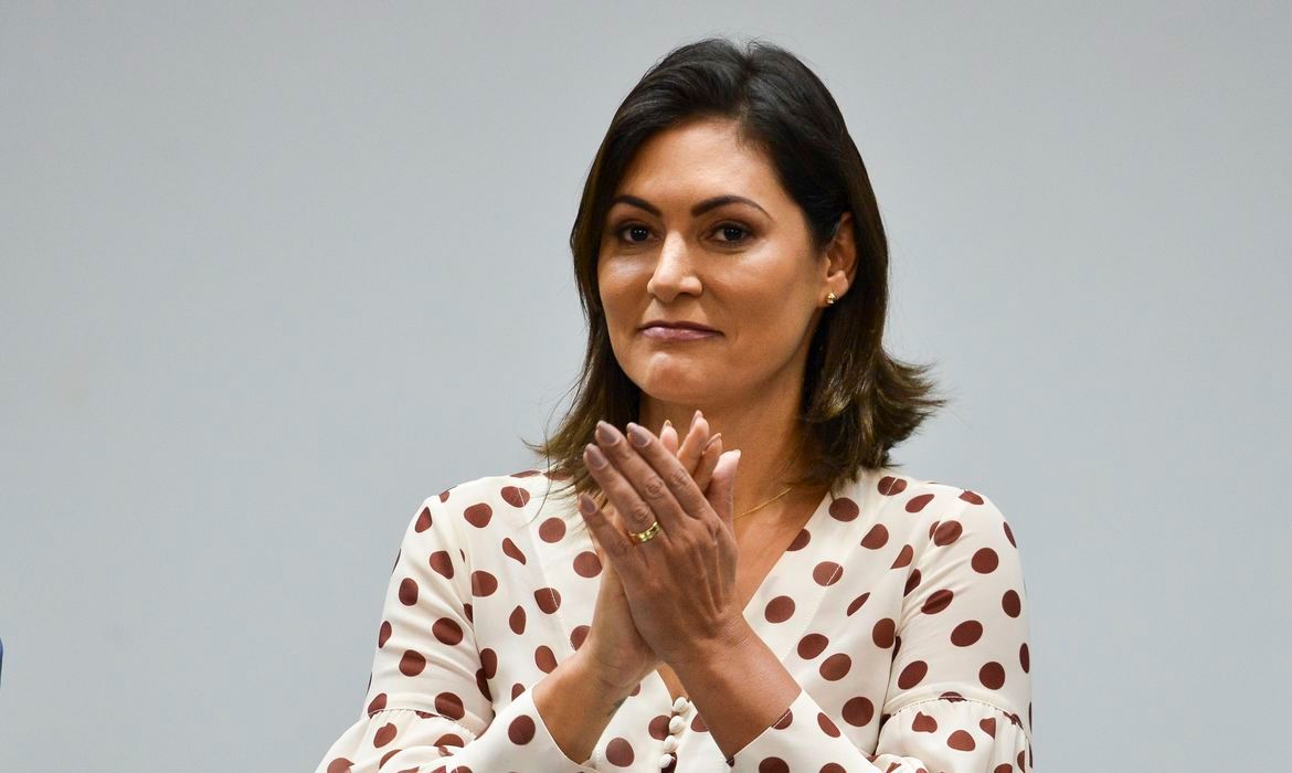 Diagnosticada com covid-19 desde o fim do mês passado, a primeira-dama Michelle Bolsonaro recuperou-se da doença. (Foto: Marcelo Camargo/Agência Brasil)