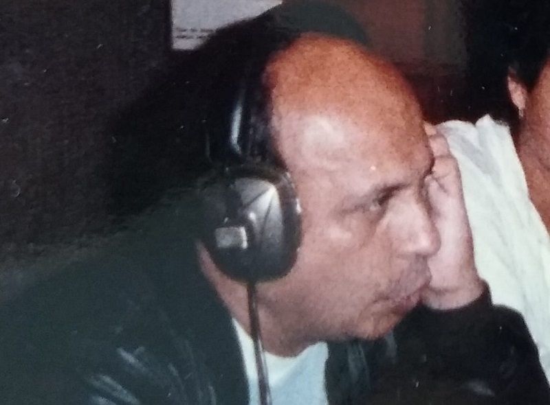 Um dos pioneiros do radiojornalismo capixaba, Ângelo se destacou no esporte com narrações irreverentes que criaram tendências nas transmissões esportivas no Estado (Foto: Acervo Pessoal)