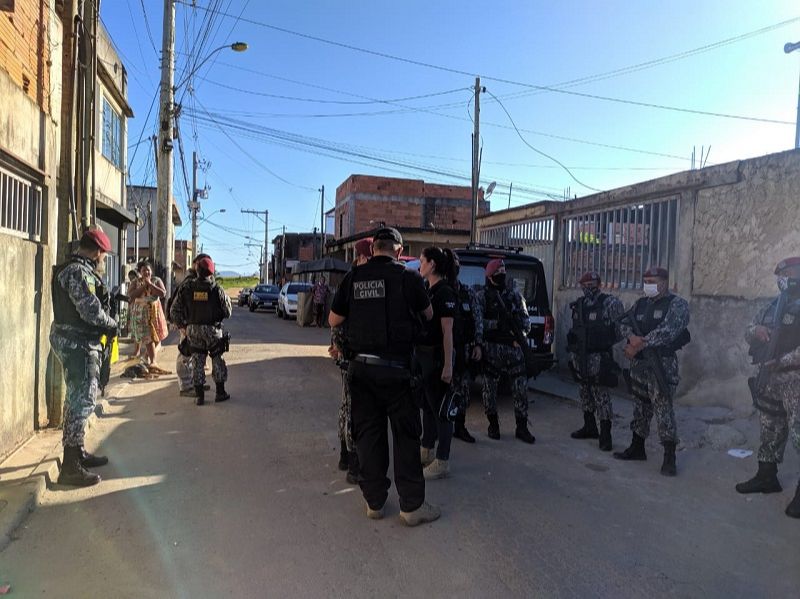 Operação prende suspeito de ataque na Vila Rubim (Foto: Júlia Afonso)