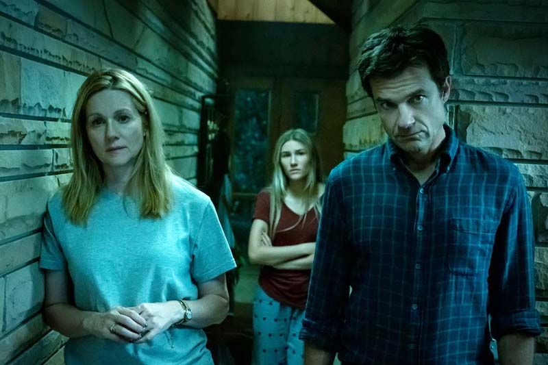 Consultor financeiro envolve sua família em situação perigosa em “Ozark” (Foto: Divulgação)