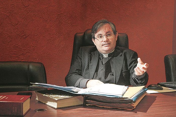 Padre Hiller, presidente do Tribunal Eclesiástico: “O enclausuramento forçado gera consequências psicológicas, emocionais e afetivas” (Foto: Thiago Coutinho - 08/10/2019)