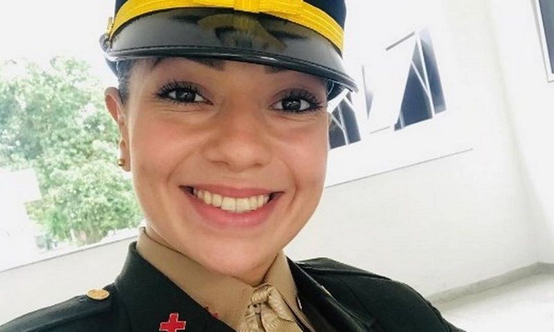 A sargento do Exército Bruna Carla Borralho Cavalcante de Araújo, 27, foi morta a tiros na noite deste domingo (30) (Foto: Divulgação/ Facebook)
