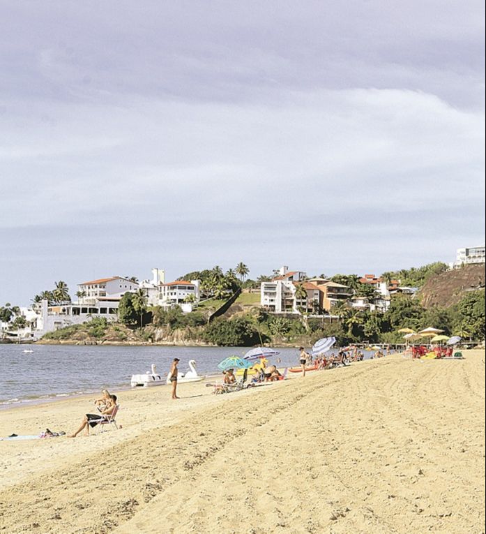 Praia da Curva da Jurema em Vitória (Foto: Dayana Souza - 11/06/2020)