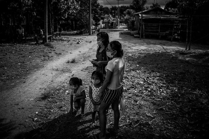 Projeto "Insulae": atendimento em comunidade distante (Foto: Raphael Alves)