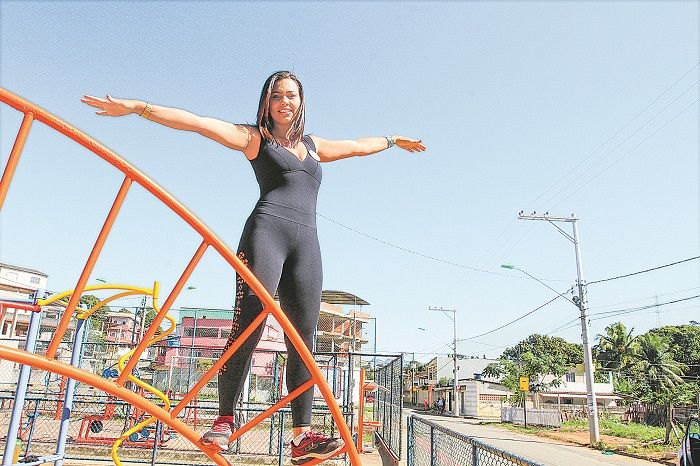 Renata Rodrigues é uma das 370 mil pessoas que, segundo levantamento, superaram a doença no Estado. Médicos alertam: tratamento é contínuo (Foto: Kadidja Fernandes/AT)